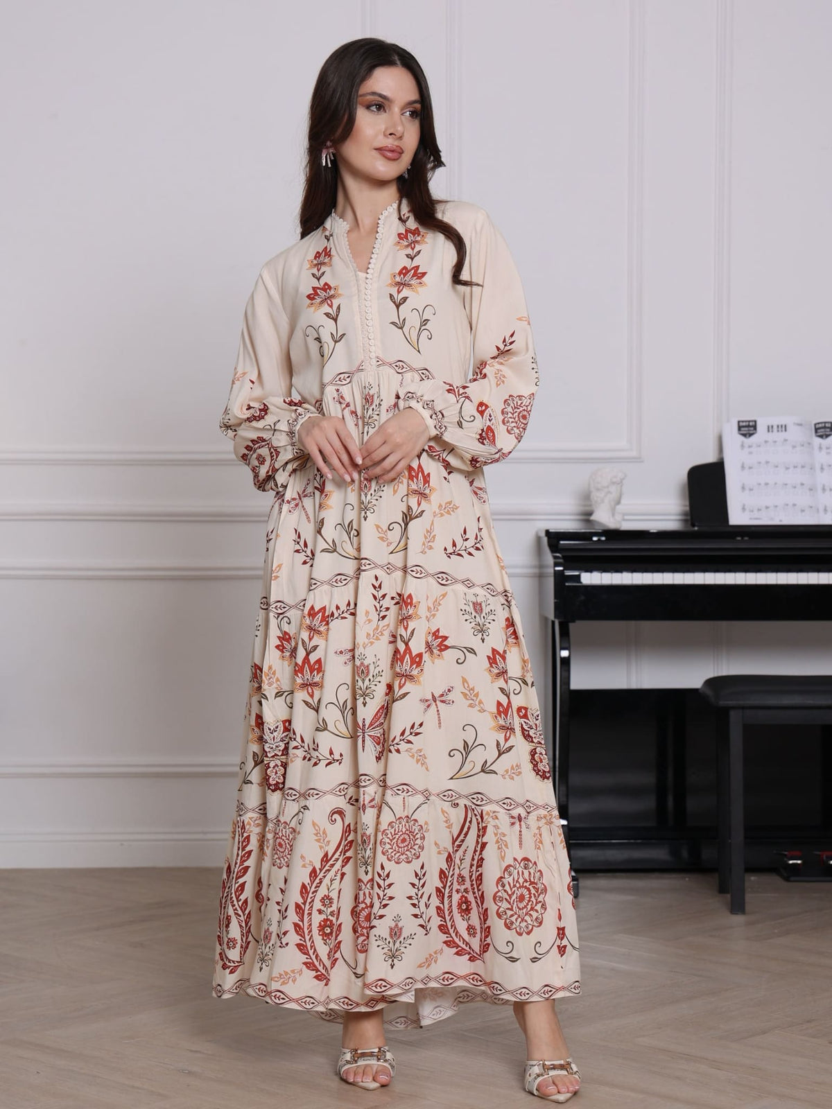 Zaurea Cream Floral Panel Dress
