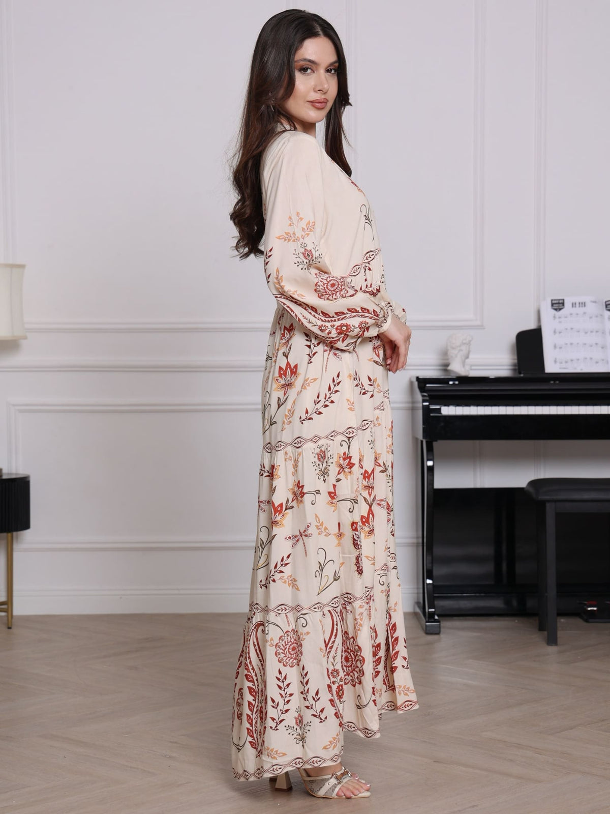 Zaurea Cream Floral Panel Dress