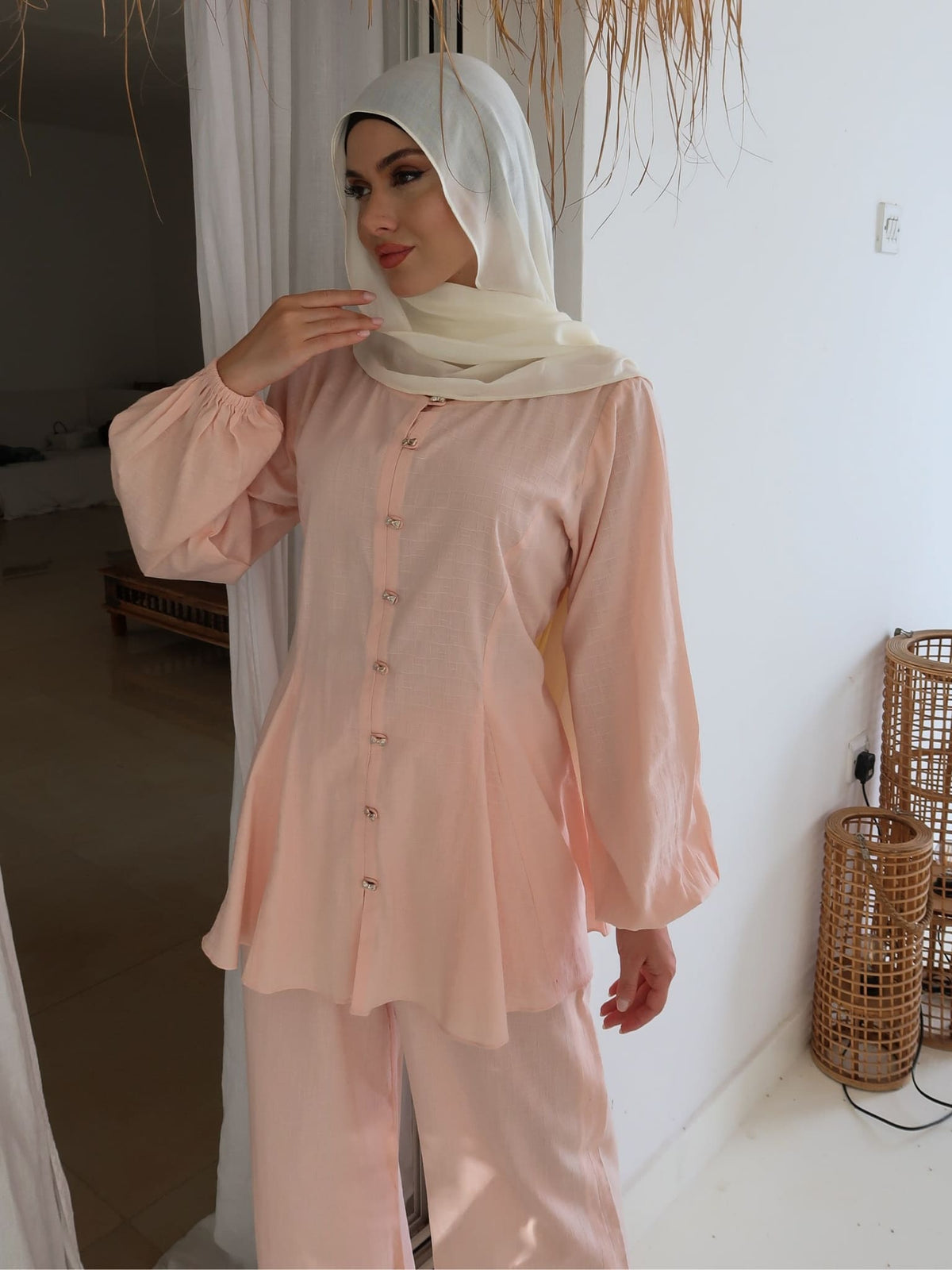 Zimmy Pink Bowknots Texture Shirt