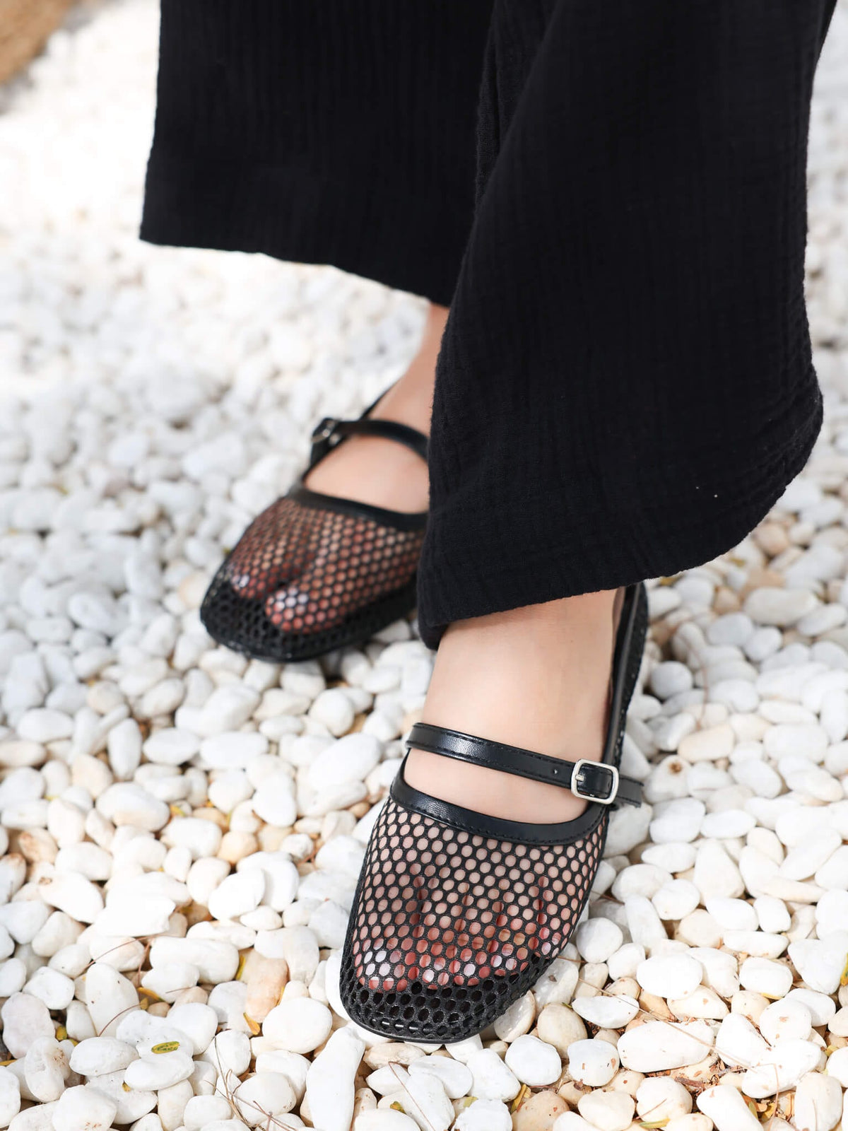Mesh Flats In Black